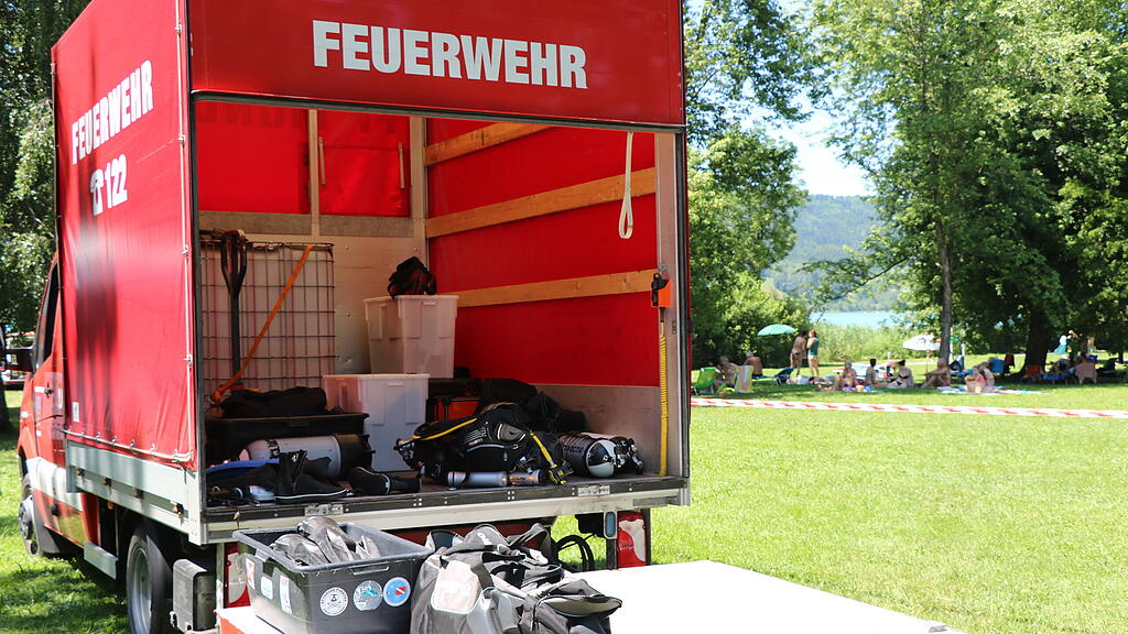 Suche nach vermissten Schwimmer im Irrsee