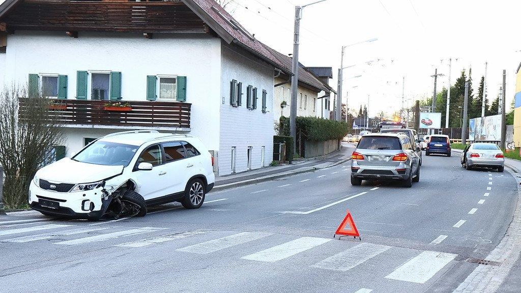 Crash in der Aignerstarße