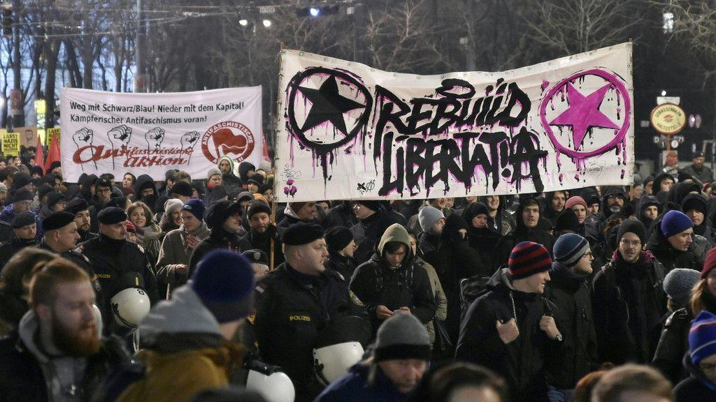 Proteste beim Akademikerball