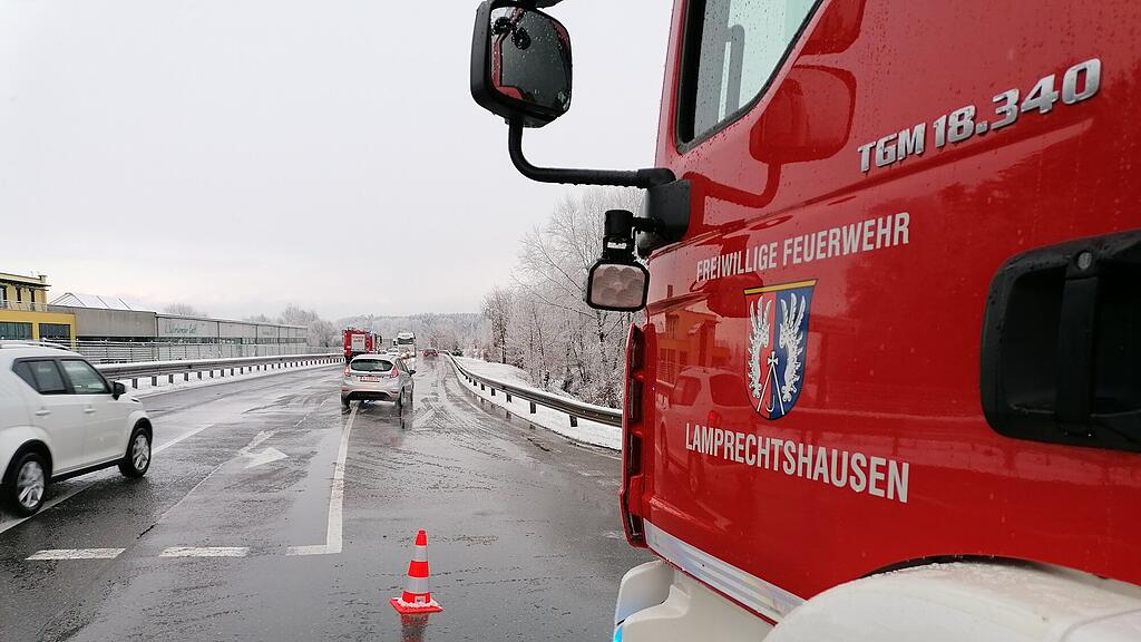 Feuerwehr Lamprechtshausen rückt aus