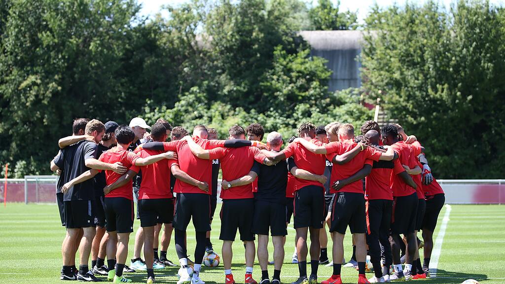 Red Bull Salzburg, Trainingsauftakt,