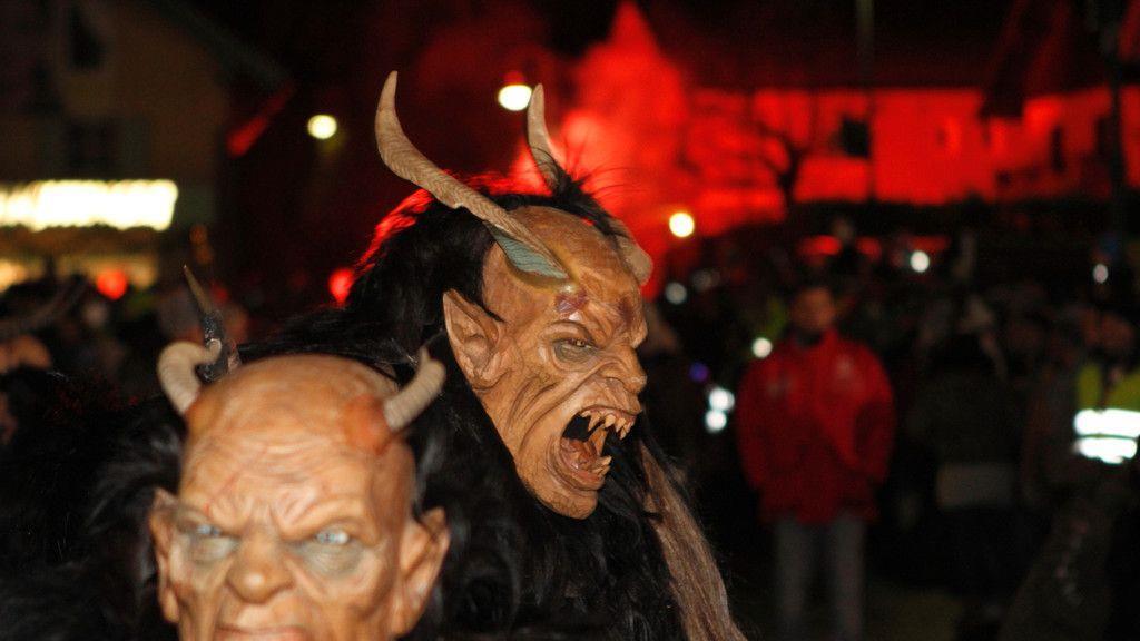 Perchtenlauf in Henndorf