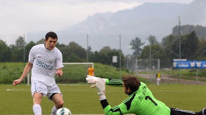 Stefan Csenki trohnt jetzt mit Grödig an der Spitze der Salzburger Liga.