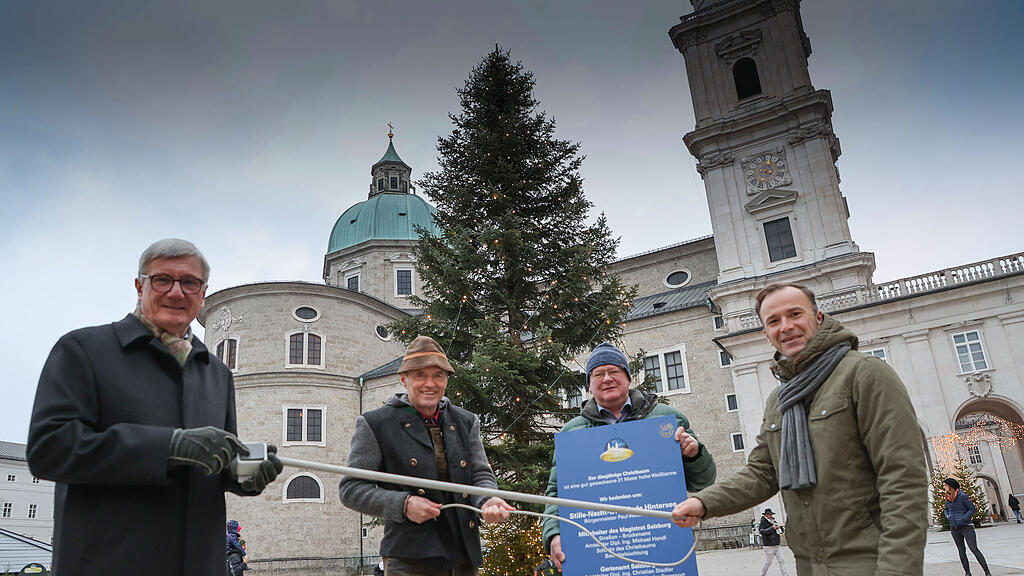 Christbaum_Residenzplatz20201129011.jpg