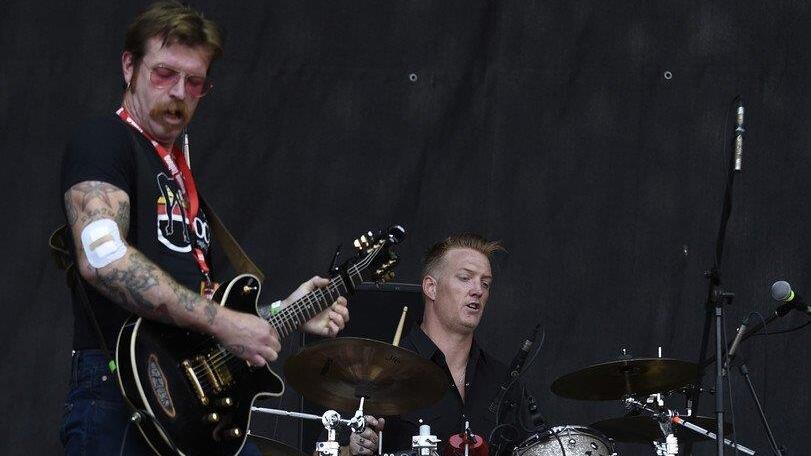 Nova Rock 2015: Eagles of Death Metal (mit Josh Homme)