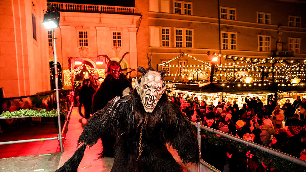 Der Krampuslauf am Christkindlmarkt