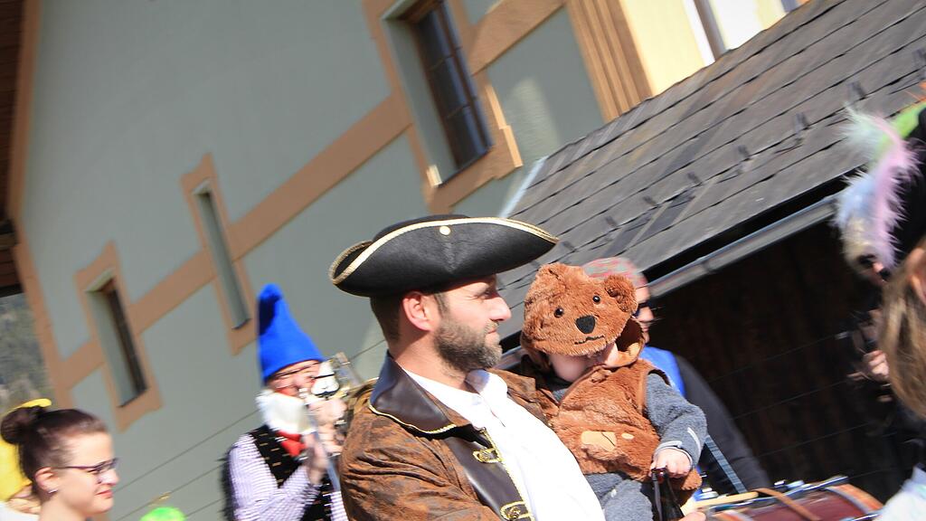 Faschingsumzug Lessach