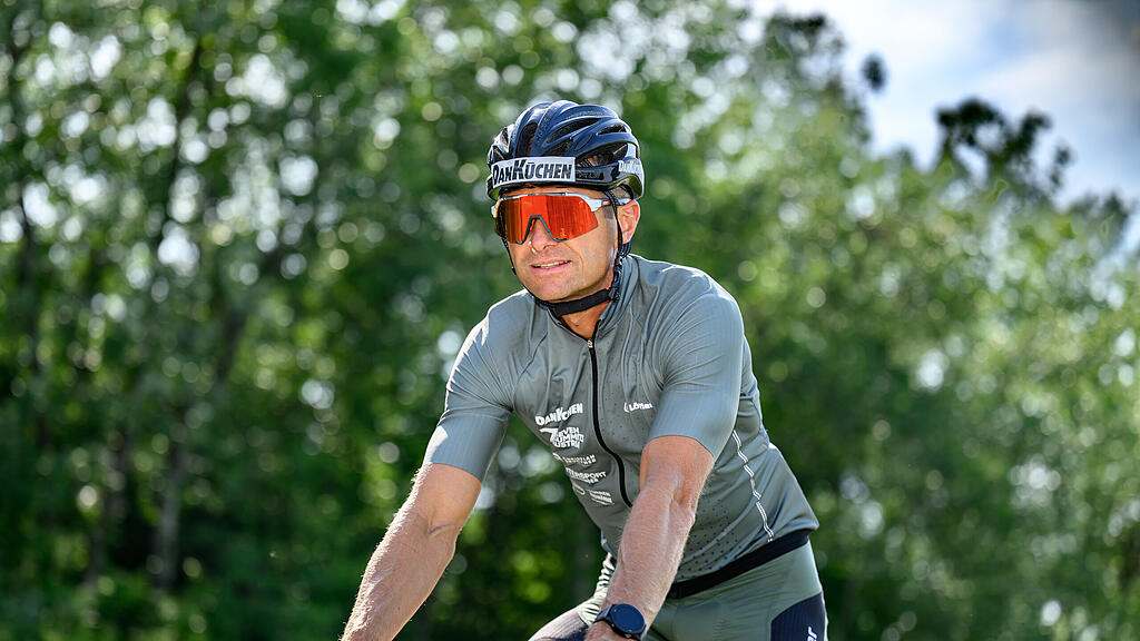 ++ HANDOUT ++ PROJEKT ?SEVEN SUMMITS AUSTRIA?CHRISTIAN BRUCKNER