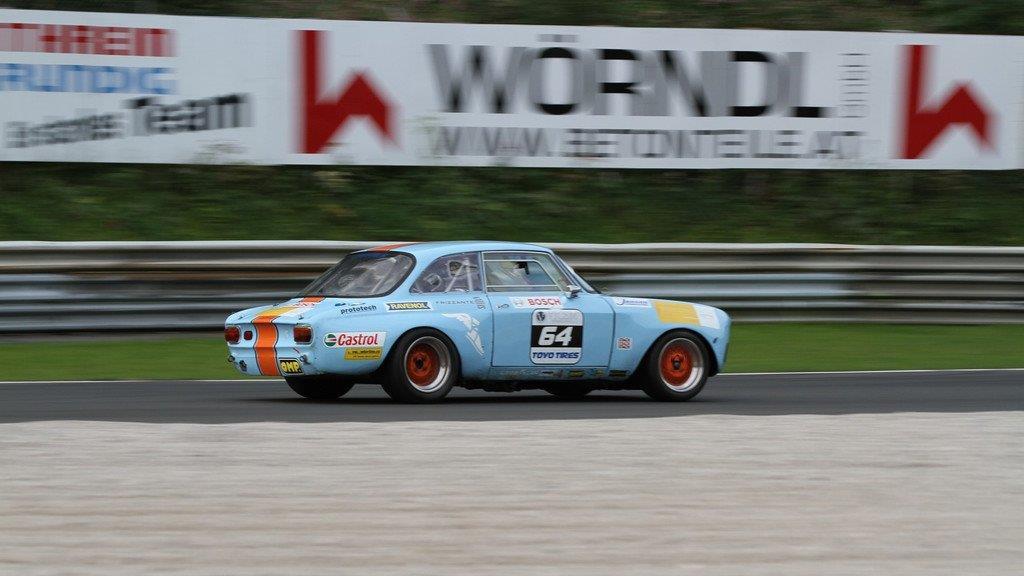 Heißer Rennsonntag, II