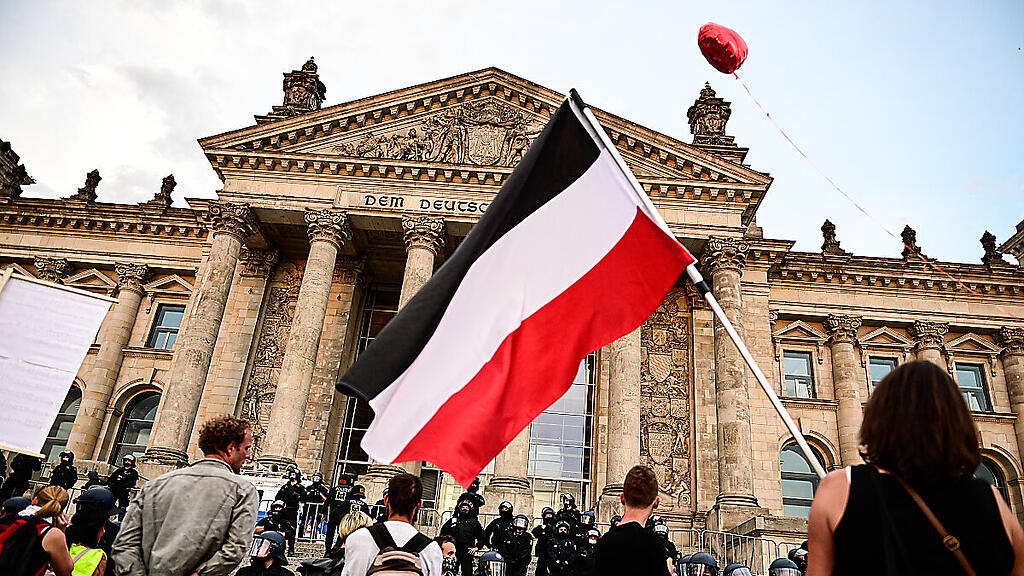 Demonstranten waren auf die Reichstagstreppe gestürmt