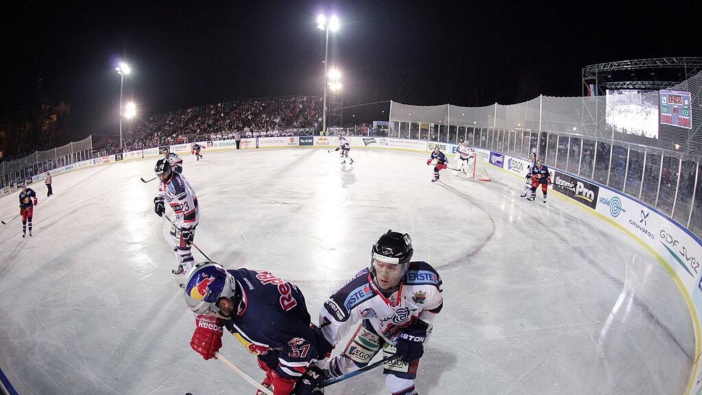 Im Dezember 2013 verlor Salzburg das Freiluftspiel gegen Fehervar.