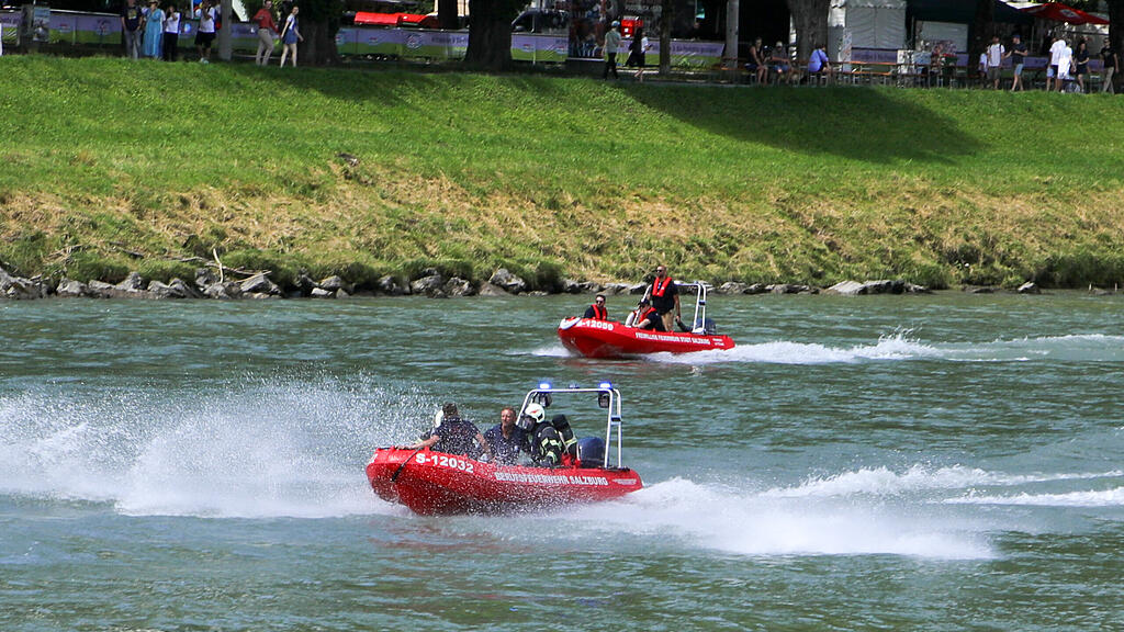 Stadtfest Samstag, Einsatzübung auf der Salzach