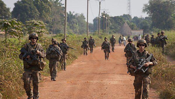 EU-Außenminister beschließen am Montag den Militäreinsatz