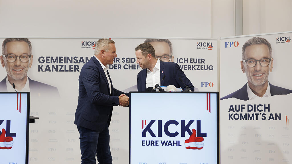 FPÖ-Plakatwelle