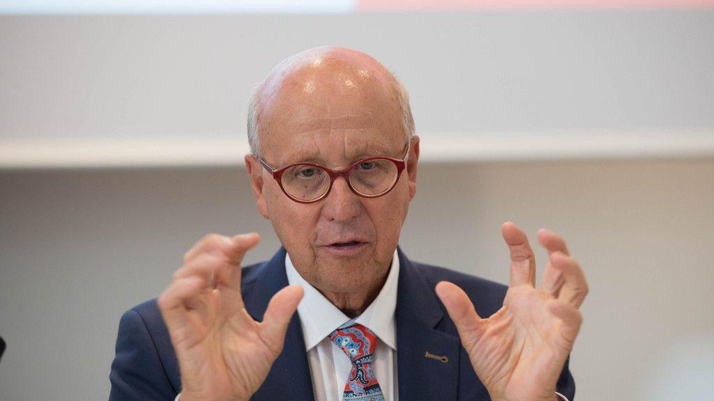 AK und ÖGB: Bilder vom Pressegespräch II