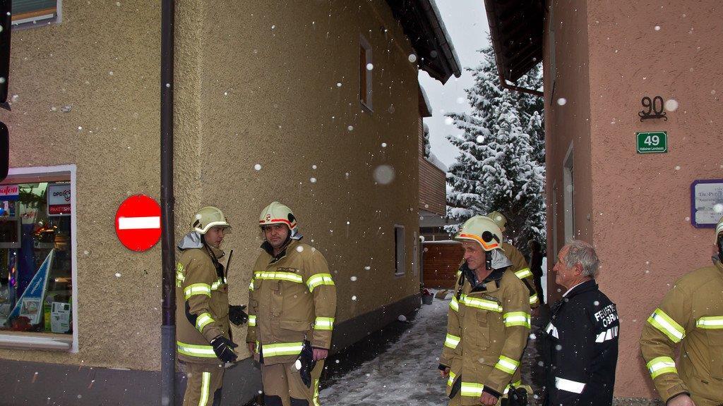 Adventkranz verursacht Brand in Oberalm