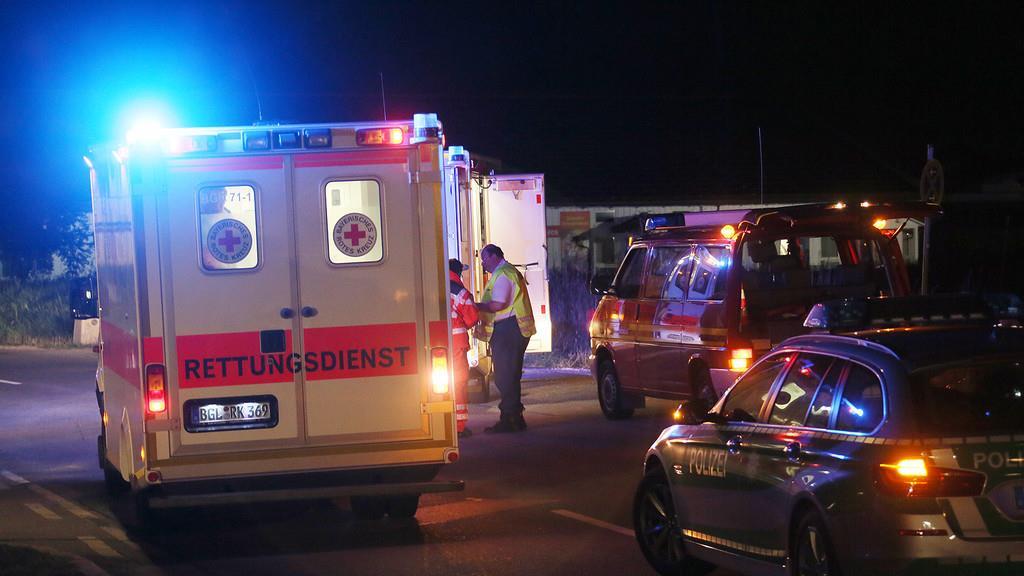Piding: 20-Jähriger kracht alkoholisiert mit Pkw in Sattelzug
