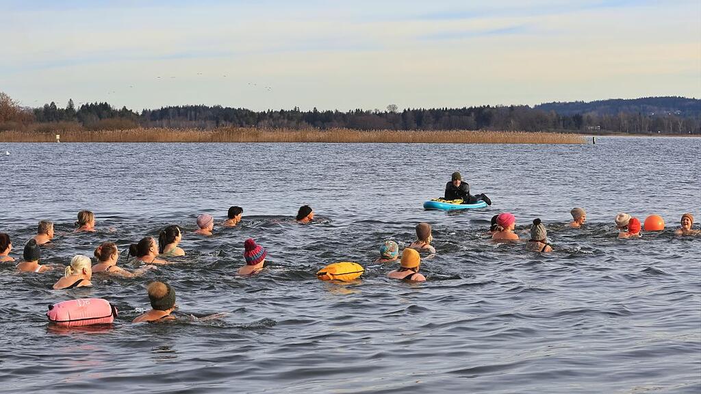 Silvesterschwimmen im Obertrumer See