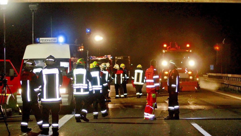 Horrorcrash auf A8 bei Grabenstätt