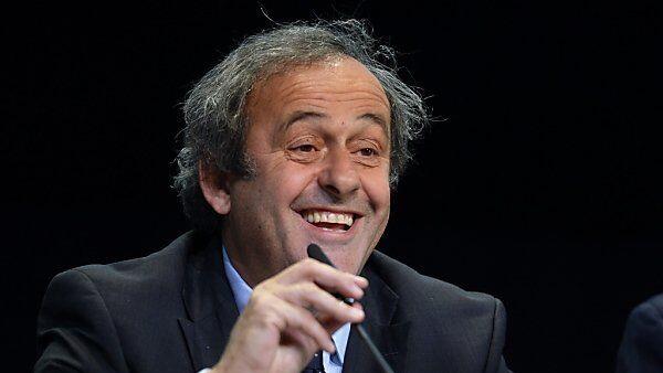 UEFA-Boss traut sich