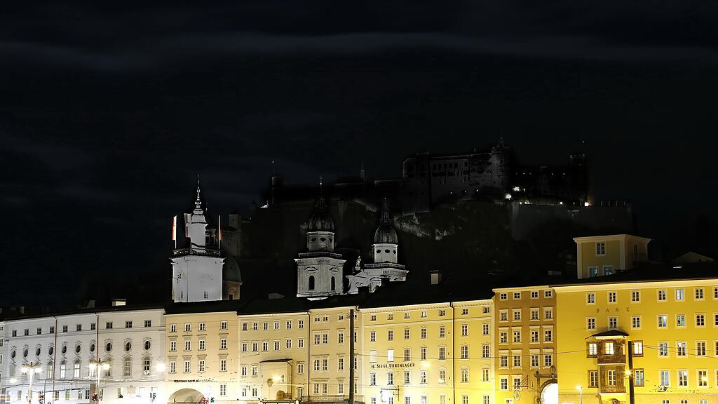 earth hour in salzburg