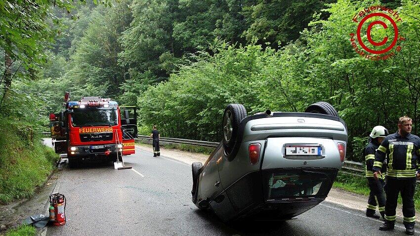 Salzburger Pkw-Lenker in Teisenberg verunfallt