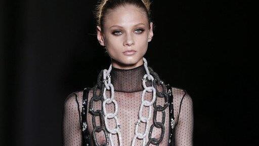 Pariser Haute-Couture-Schauen A/W 2014: Versace
