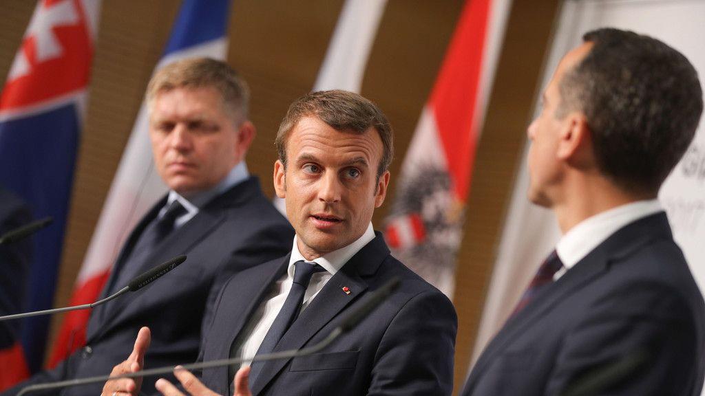 Pressetermin mit Macron und Kern