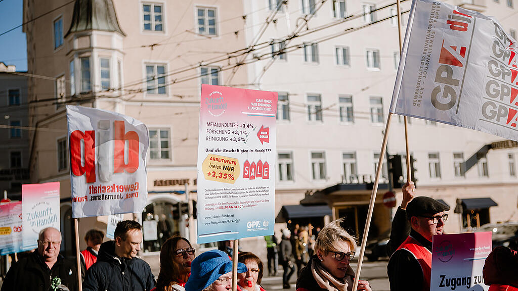Protestkundgebung GPA-djp Salzburg