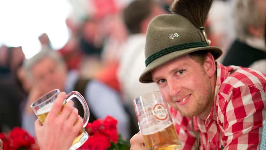 Gstanzlsingen in Brauerei Kaltenhausen