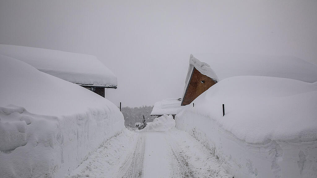 Über zwei Meter Schnee in Krispl