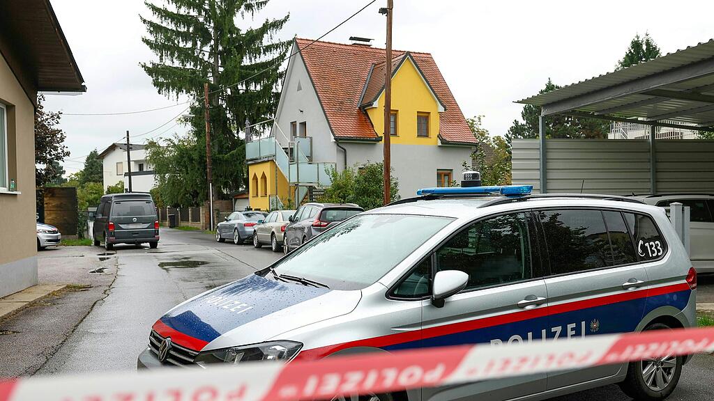 LEBLOSER KÖRPER EINES NEUGEBORENEN IN GRAZ AUF CARPORTDACH GEFUNDEN