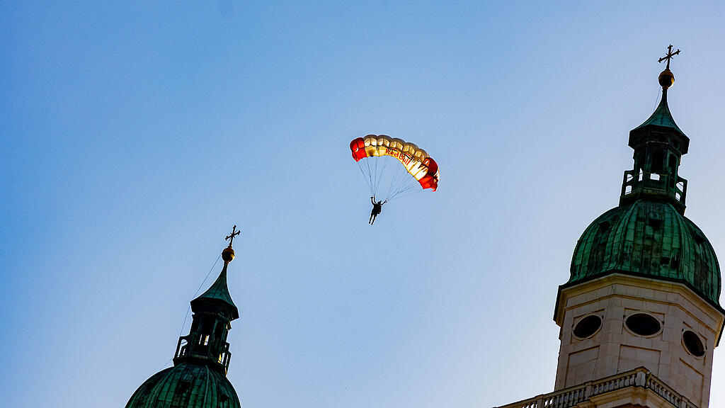 Tag des Sports, Fallschirmspringen