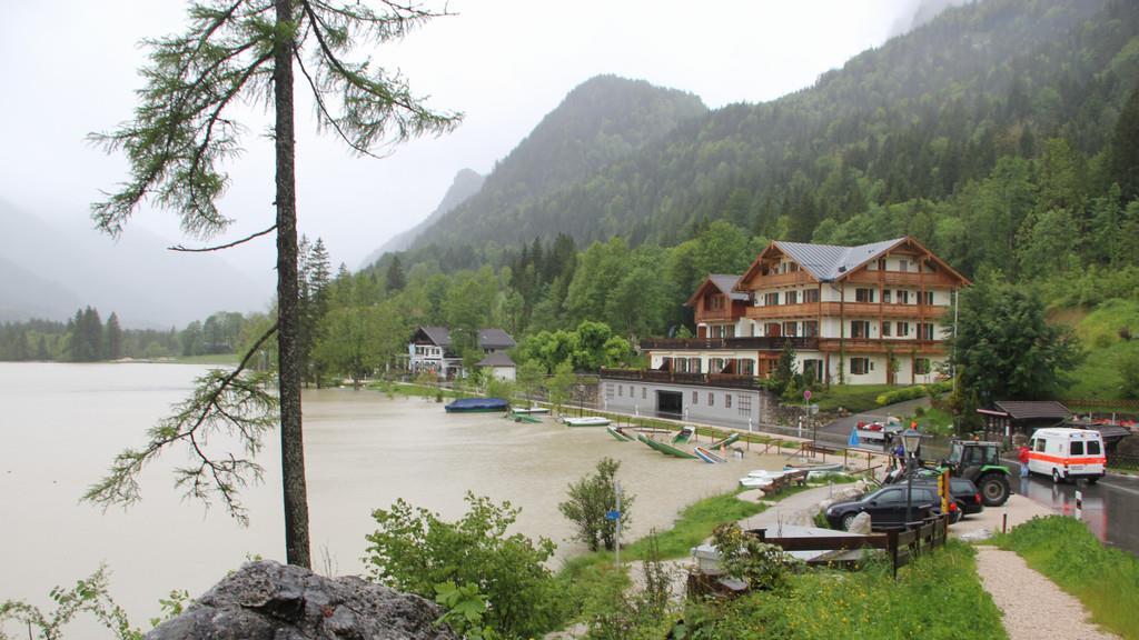 Hochwasser in Hintersee (BGL)