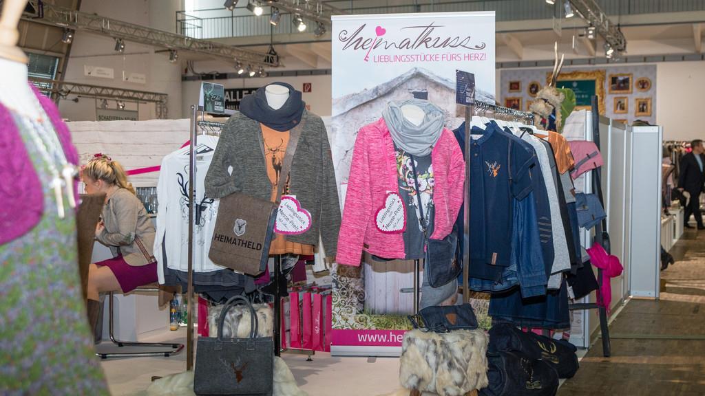 Tracht & Country I
