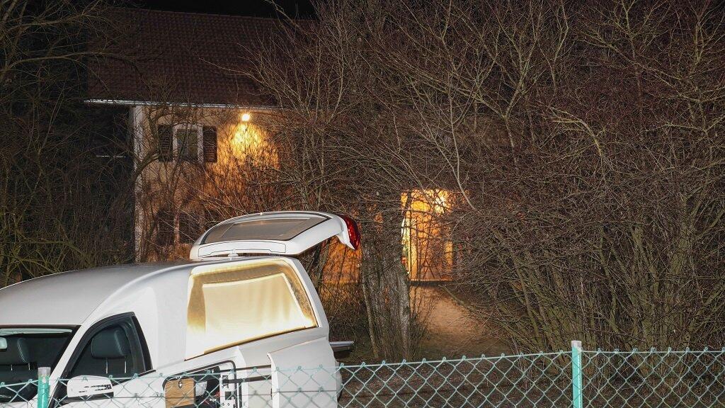 Laut Polizei dürfte es sich um Mord und Selbstmord handeln.