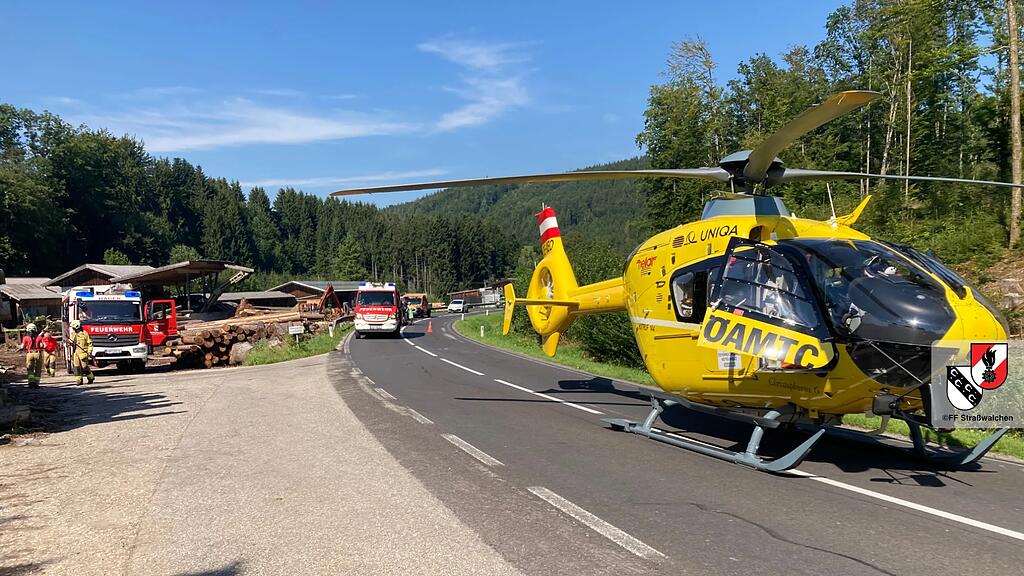 ​Zwei Verletzte bei Pkw-Crash in Straßwalchen