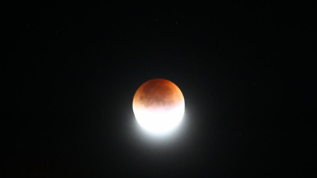 Super-Blutmond über Salzburg