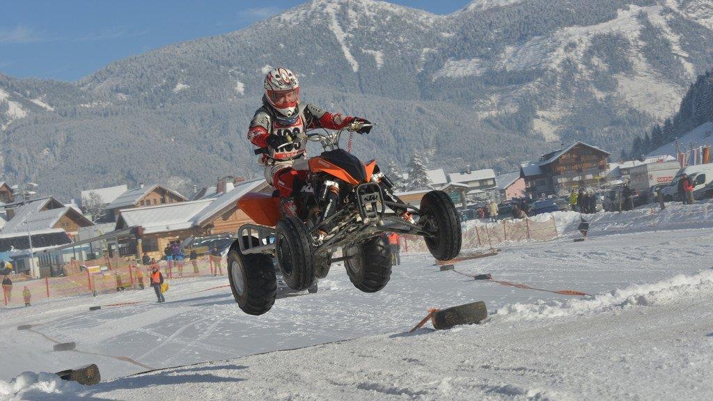 Wintermotocross in Gosau