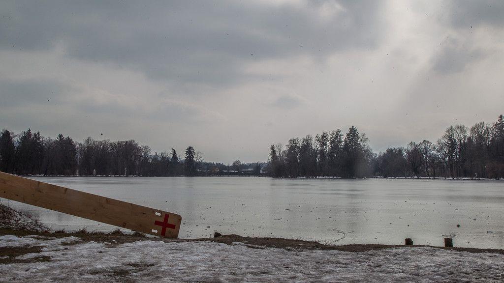 Bitterkaltes Wetter am Leopoldskroner Weiher