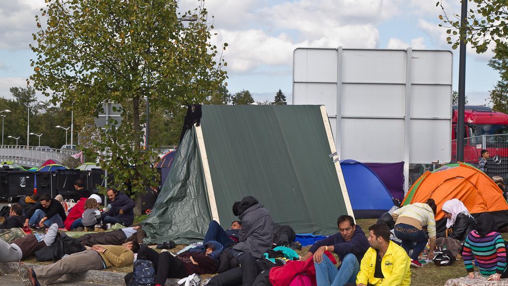 Flüchtlinge und Verkehrslage am Dienstag an der Grenze