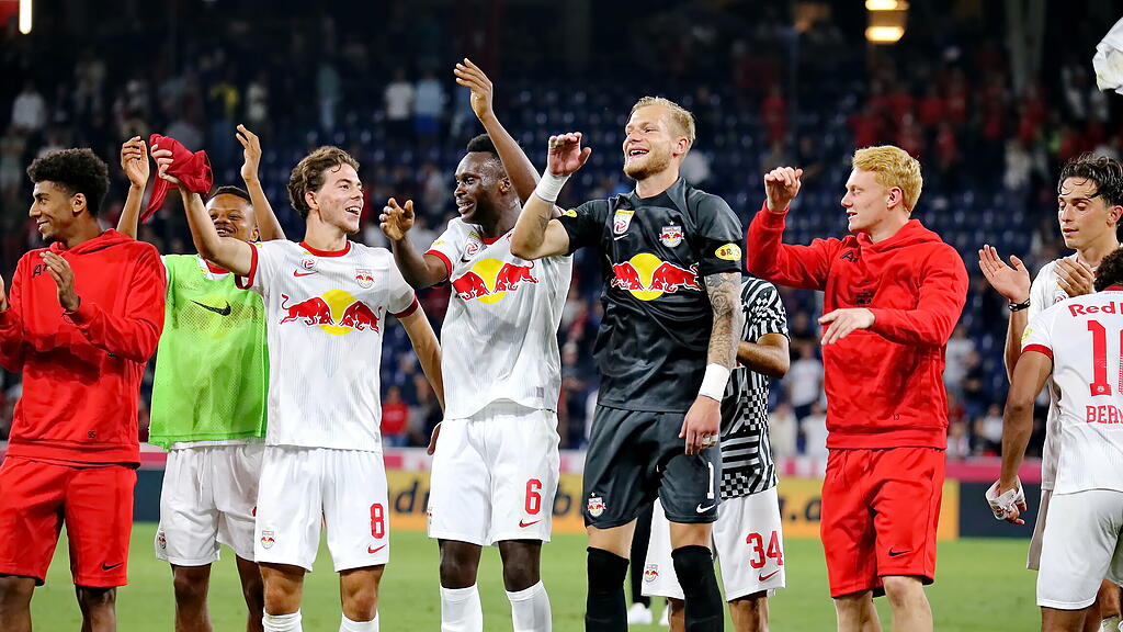 Red Bull Salzburg, FC Liverpool, Testspiel, Mantl