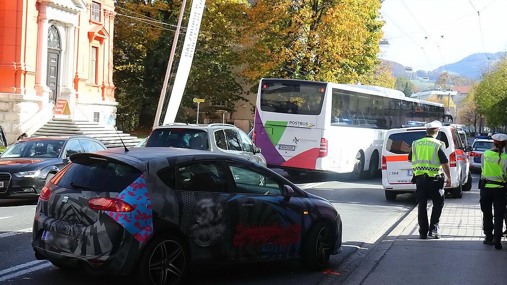 Hier wurde das Mädchen von einem Pkw erfasst.