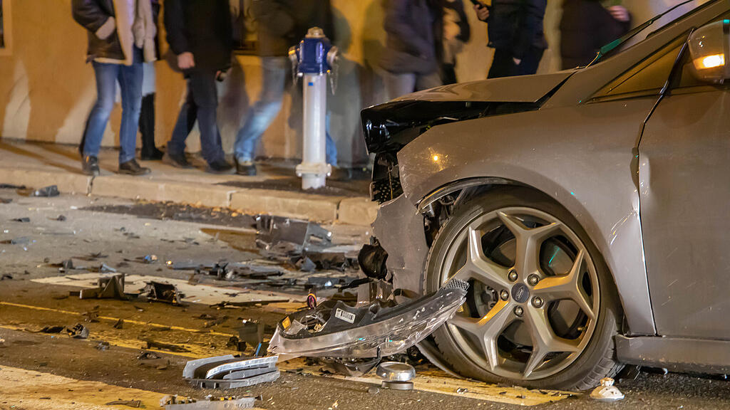Frontal-Crash in der Sterneckstraße