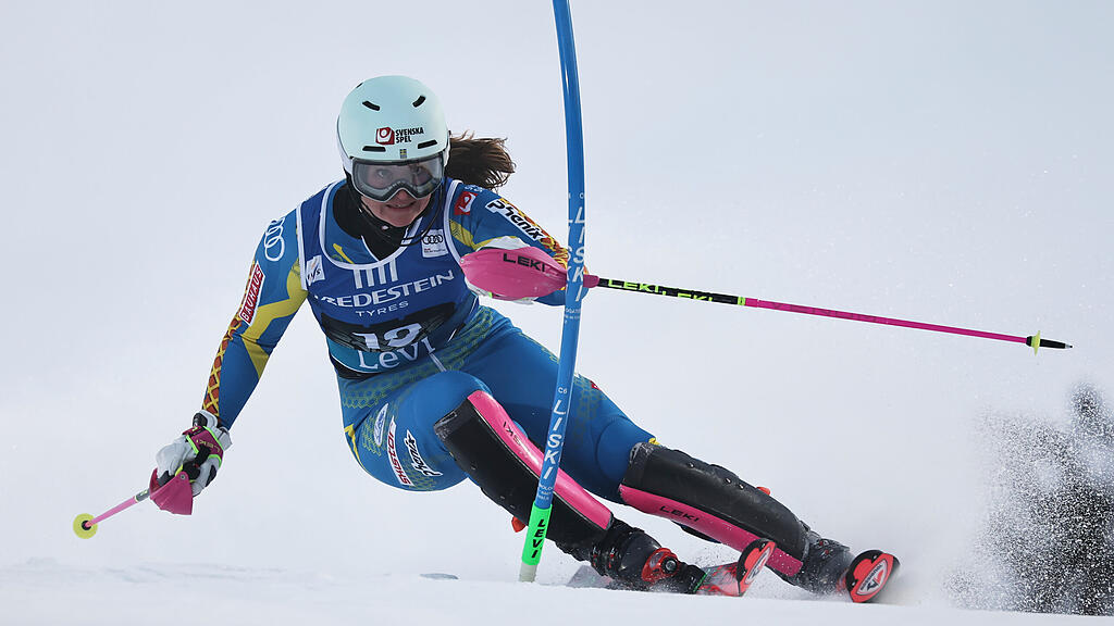 Damen-Slalom in Levi: 1. Durchgang