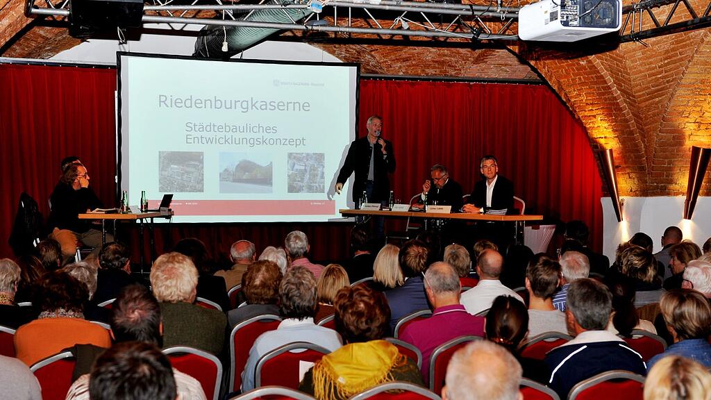 Bei einer Informationsveranstaltung in der Stiegl-Brauwelt im Oktober dieses Jahre herrschte großes Interesse an einer Riedenburg-Verbauung.