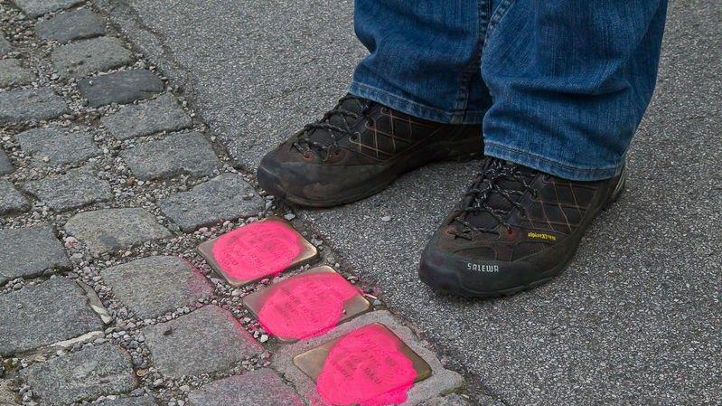 Stolpersteine beschmiert