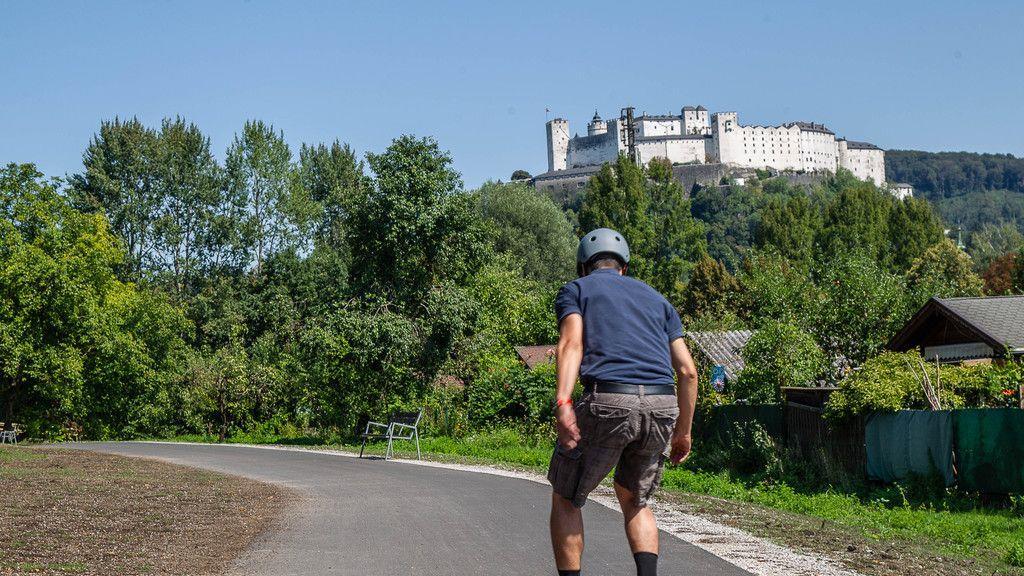 Neuer Rad- und Gehweg am Almkanal