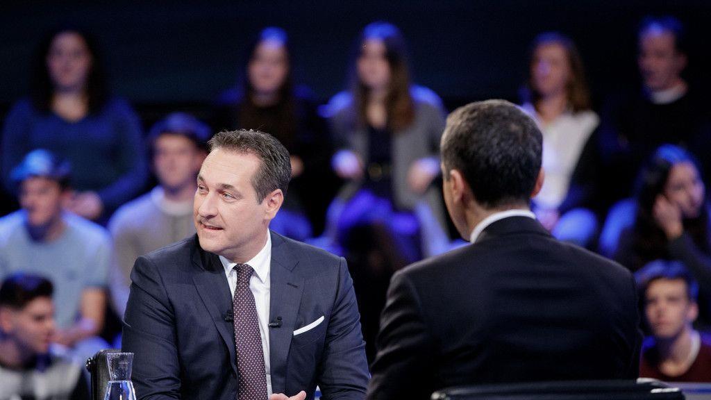 TV-Duell: Christian Kern - Heinz-Christian Strache