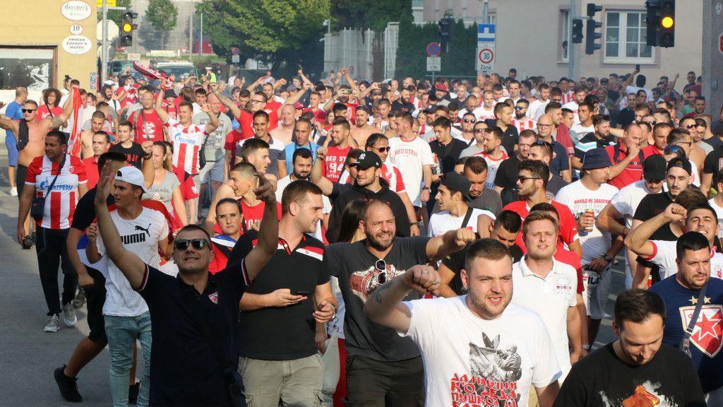 Red Bull Salzburg - Roter Stern Belgrad: Fanmarsch